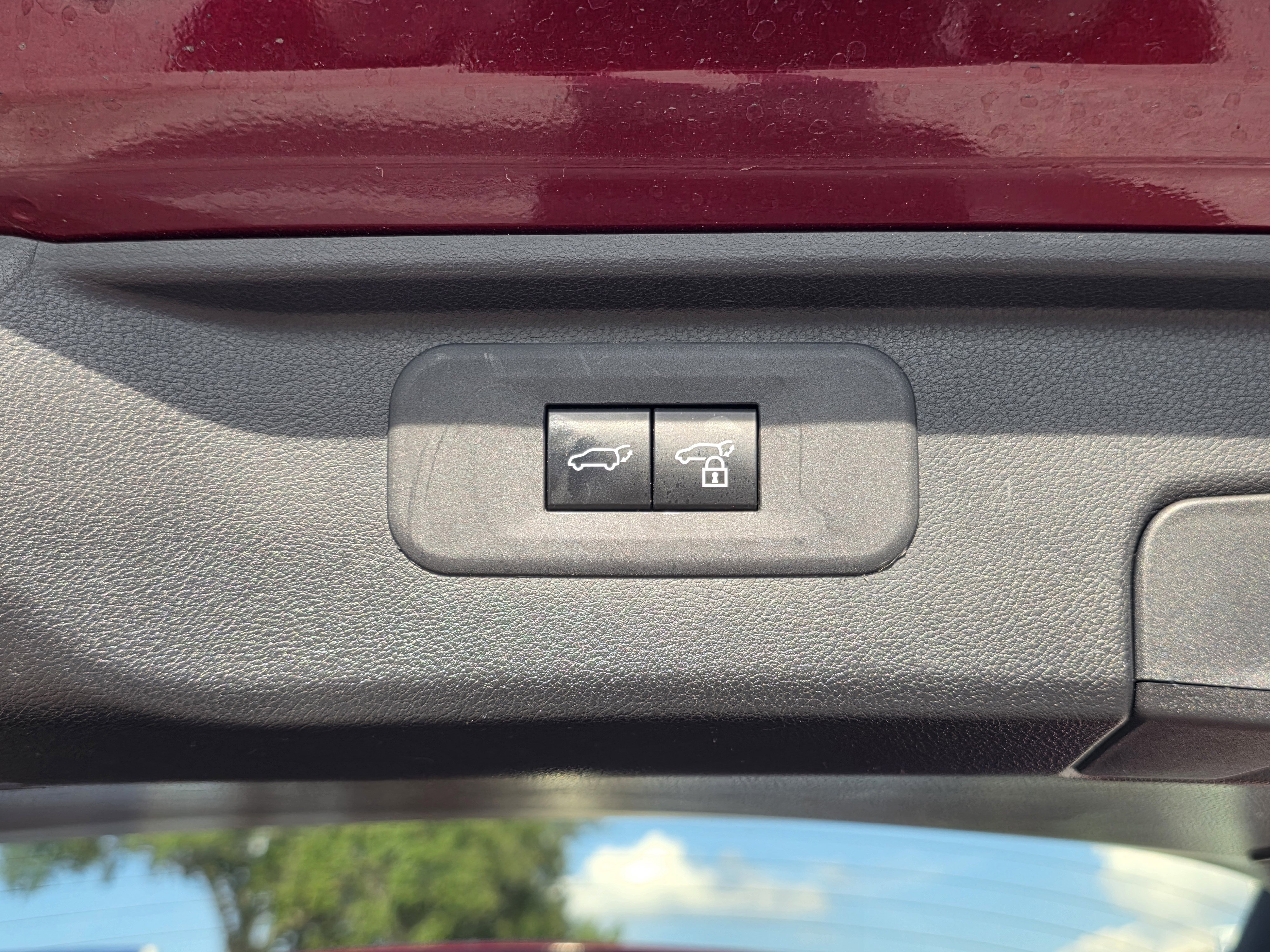 Used 2024 Toyota Grand Highlander Limited image 10