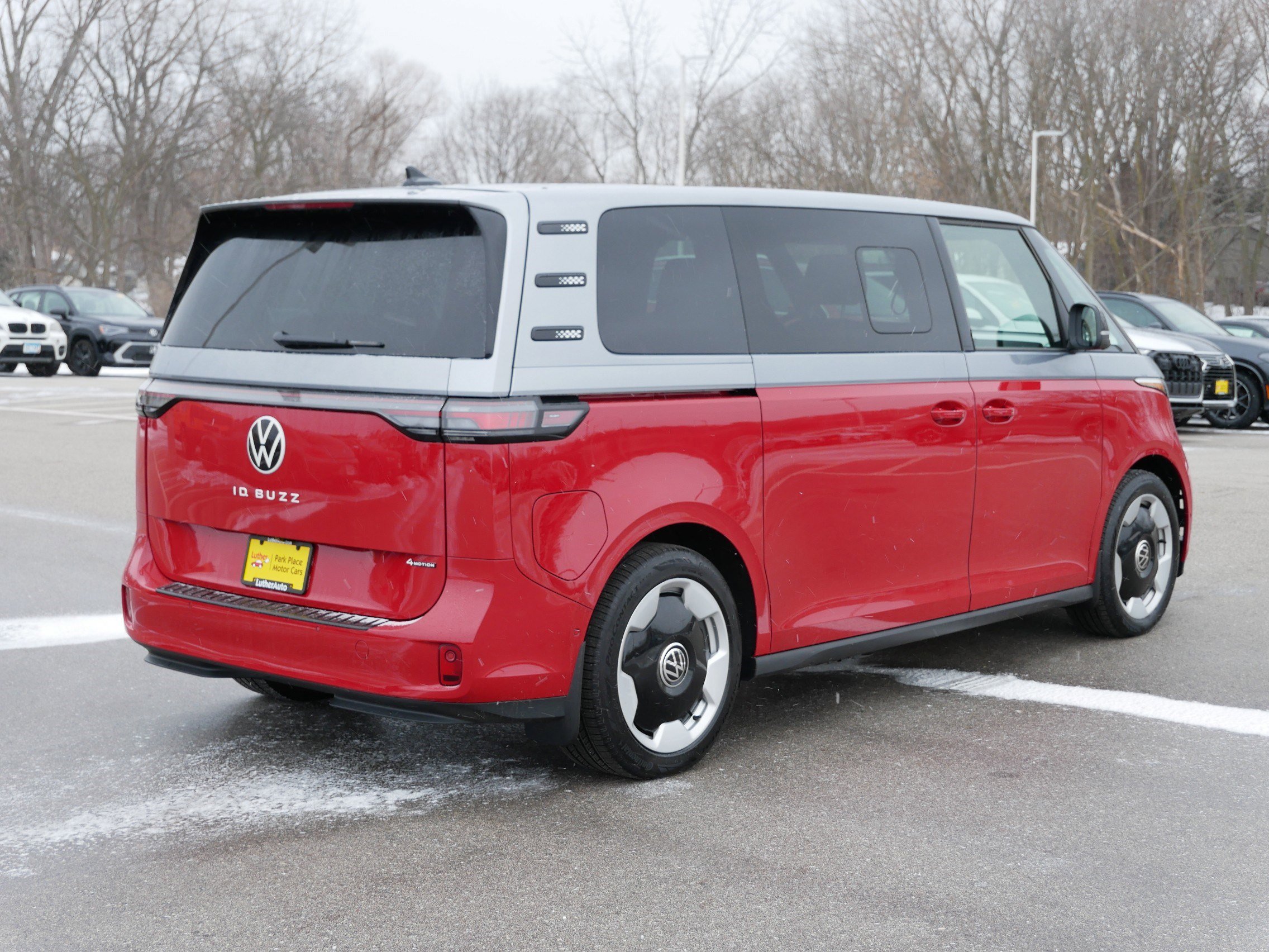 New 2025 Volkswagen ID. Buzz Pro S Plus image 2