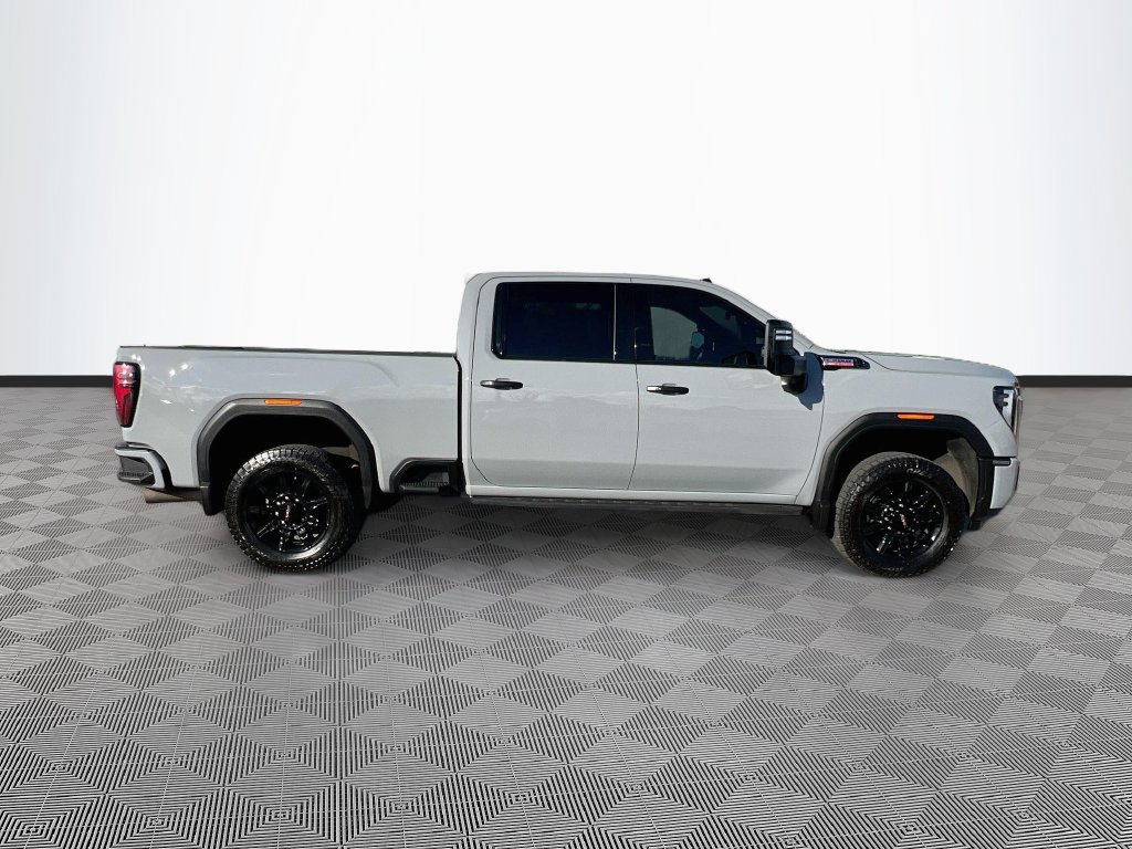 Used 2024 GMC Sierra 2500 AT4 w/ AT4 Premium Plus Package AWD/4WD image 8