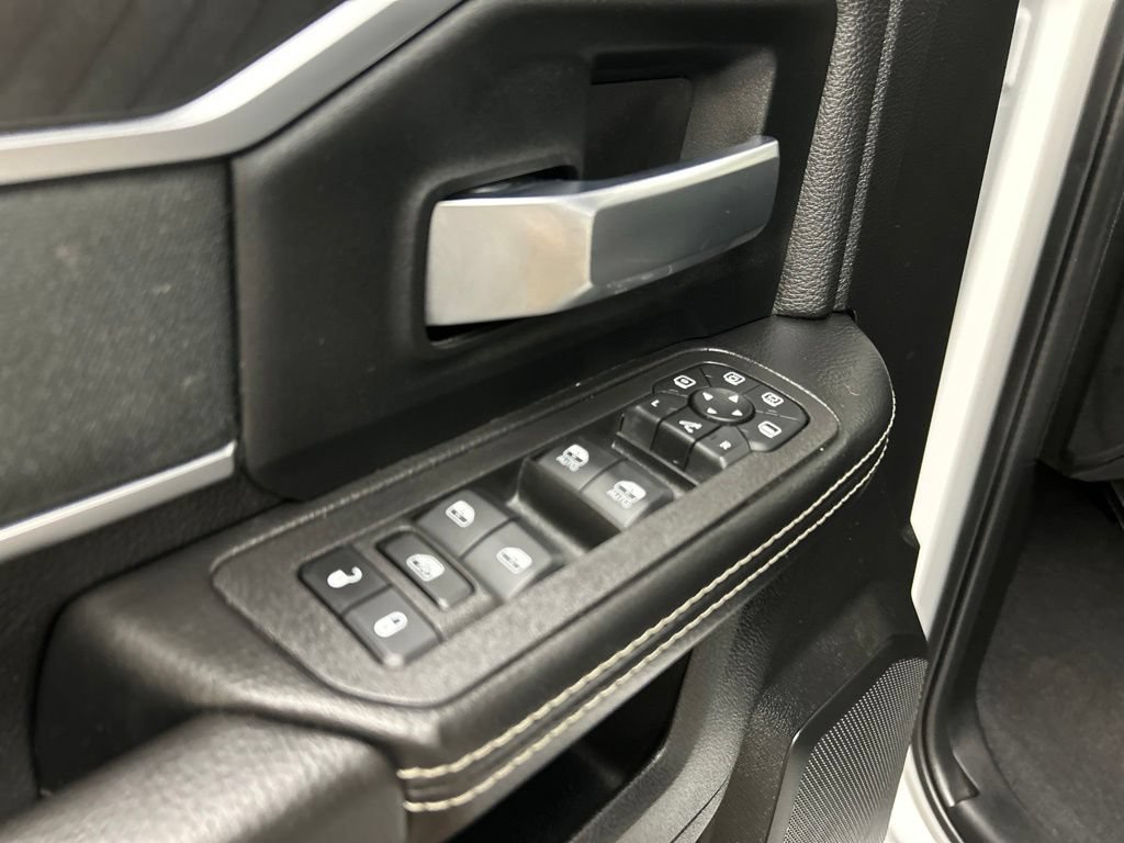 Used 2025 RAM 2500 Big Horn AWD/4WD image 26