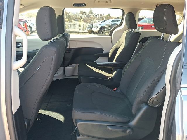 Used 2020 Chrysler Voyager LX w/ Cold Weather Group image 12