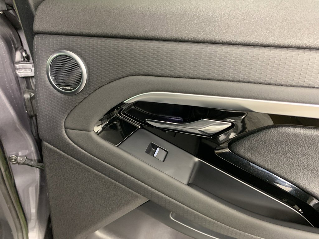 Used 2023 Land Rover Range Rover Evoque S image 37