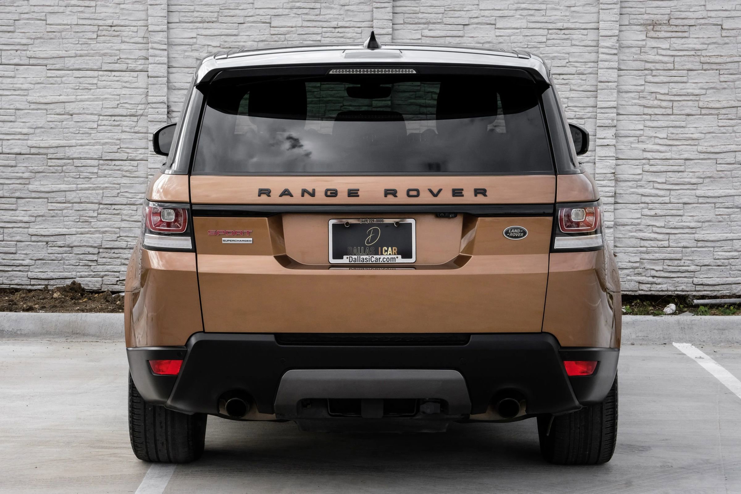 Used 2017 Land Rover Range Rover Sport image 11