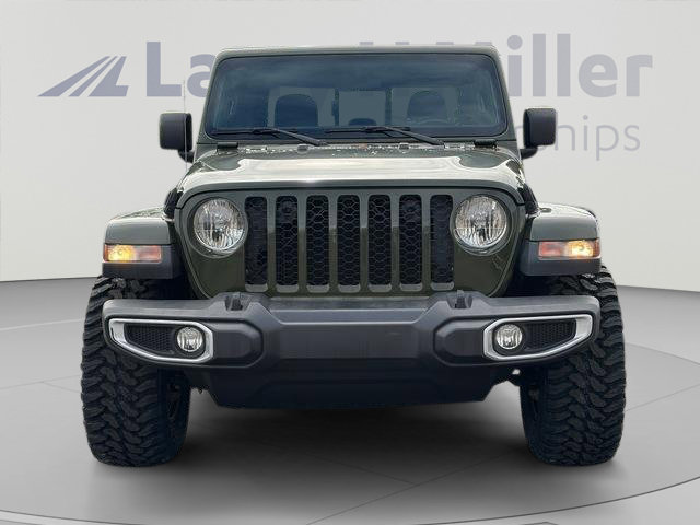 Used 2022 Jeep Gladiator Sport AWD/4WD image 8