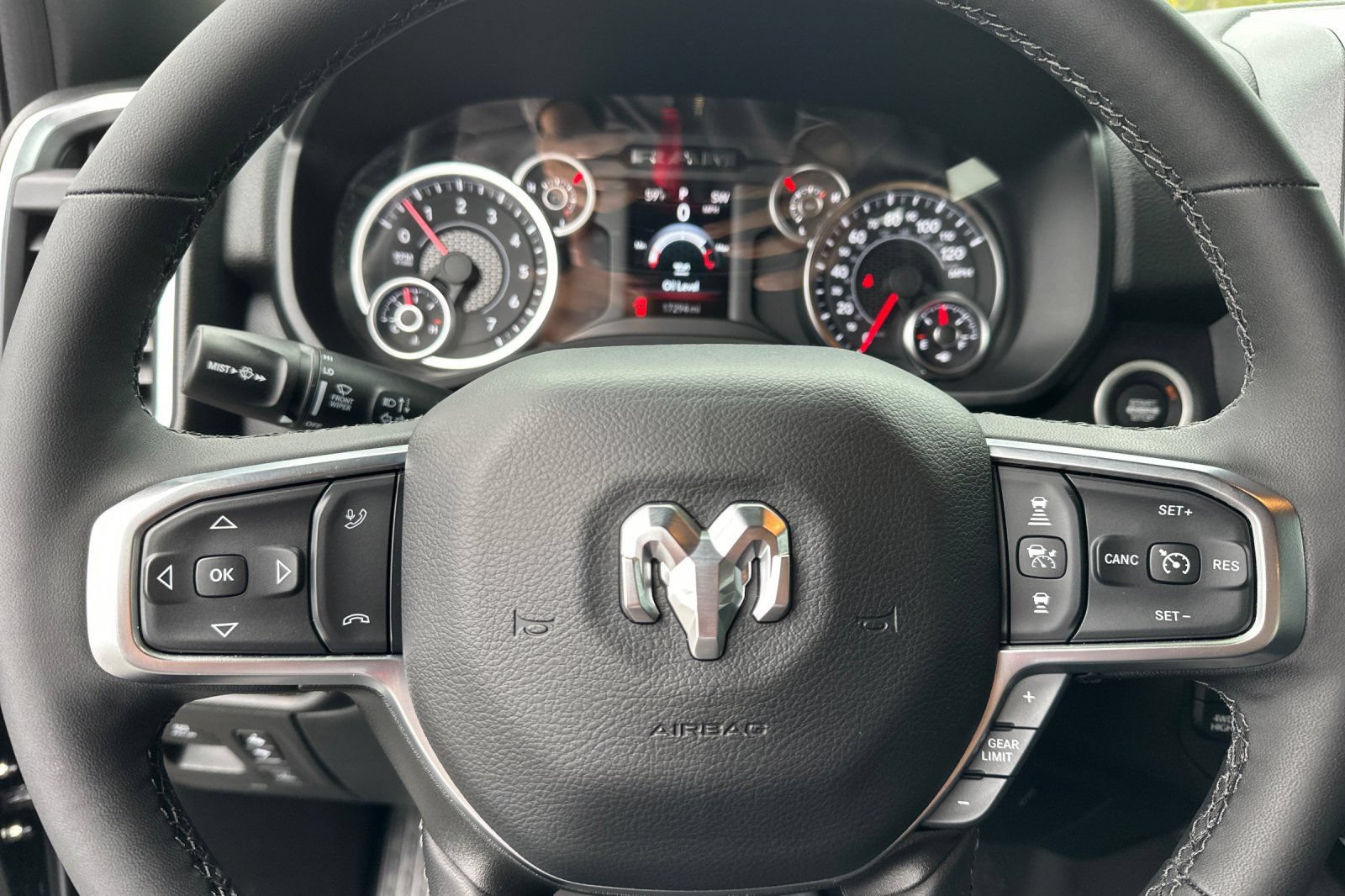 Used 2025 RAM 1500 Big Horn AWD/4WD image 22