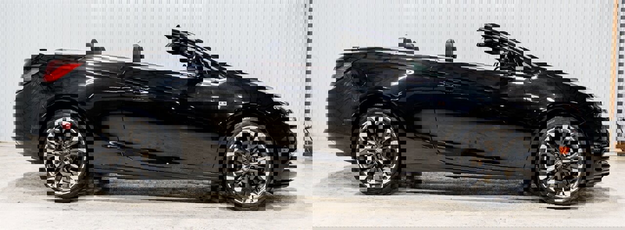 Used 2016 Buick Cascada Premium image 17