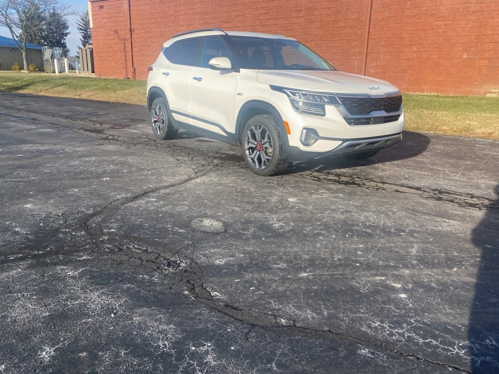 Used 2022 Kia Seltos SX video 1