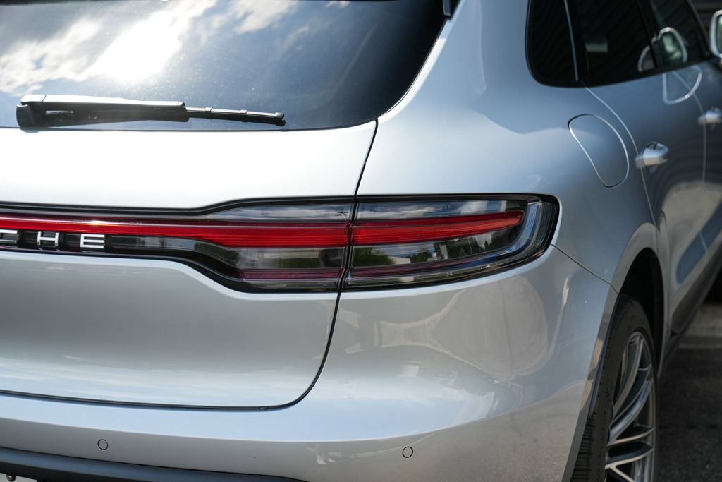 Certified 2026 Porsche Macan AWD/4WD image 15