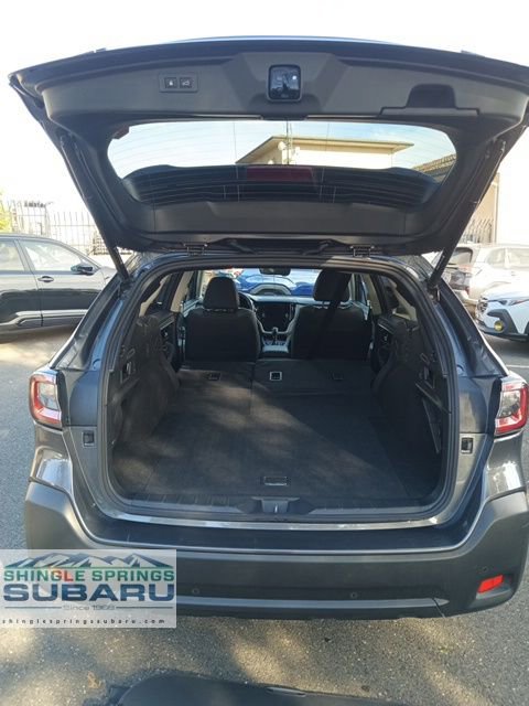 Certified 2025 Subaru Outback Onyx Edition AWD/4WD image 33