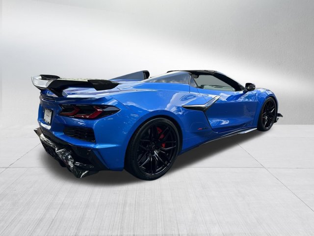 Used 2024 Chevrolet Corvette Z06 w/ Z07 Performance Package RWD image 11