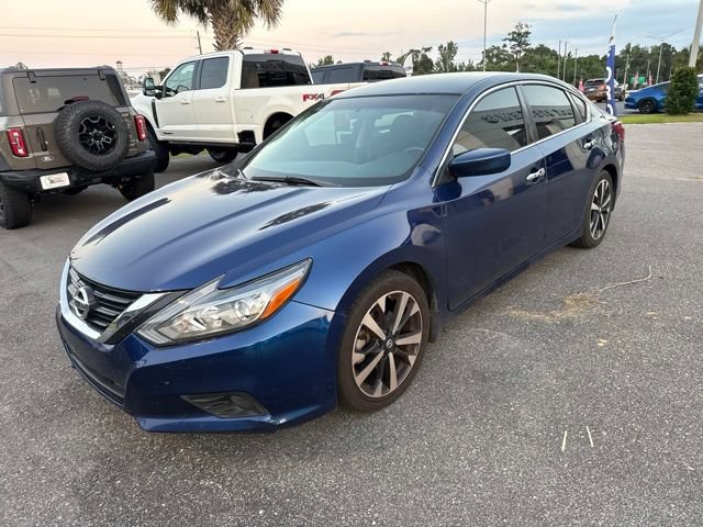 Used 2018 Nissan Altima 2.5 SR FWD image 10