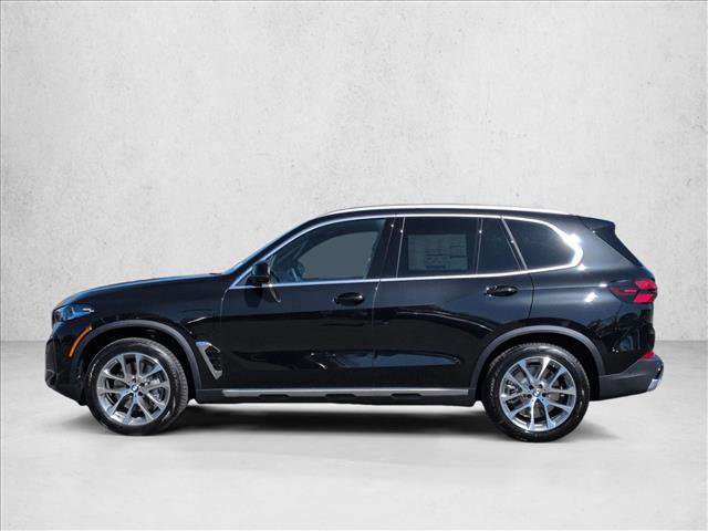 New 2026 BMW X5 xDrive50e image 5
