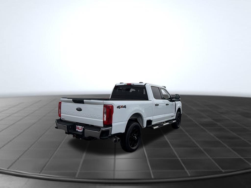 Used 2023 Ford F250 XLT AWD/4WD image 13