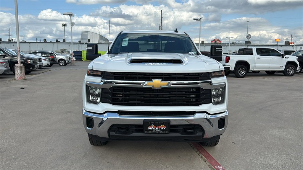 Used 2024 Chevrolet Silverado 2500 LT video 2