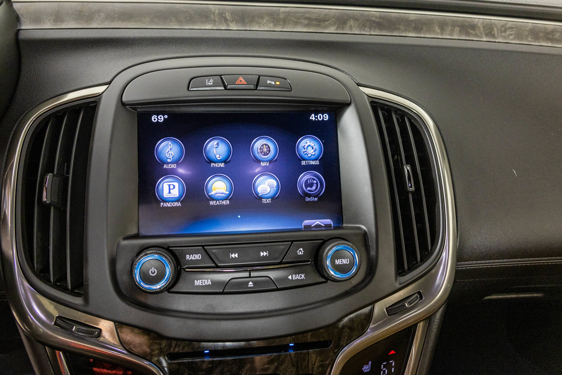 Used 2015 Buick LaCrosse Leather FWD image 27