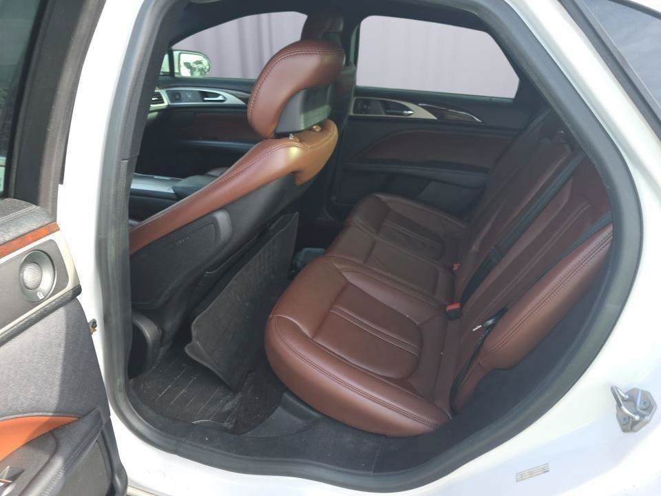 Used 2018 Lincoln MKZ Reserve w/ Technology Package FWD image 4