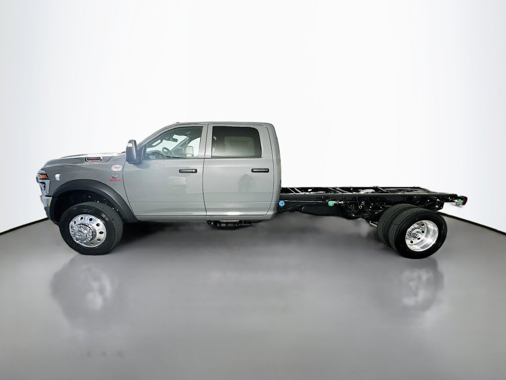 New 2026 RAM 5500 Tradesman w/ Chrome Appearance Group AWD/4WD image 5