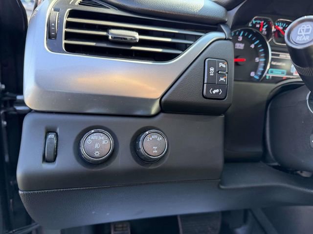 Used 2019 Chevrolet Tahoe LT w/ Luxury Package image 21