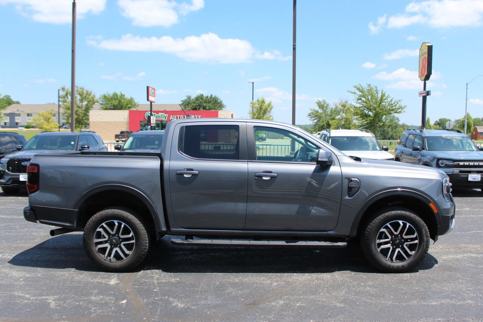 Used 2024 Ford Ranger Lariat w/ Advanced Towing Package AWD/4WD image 6