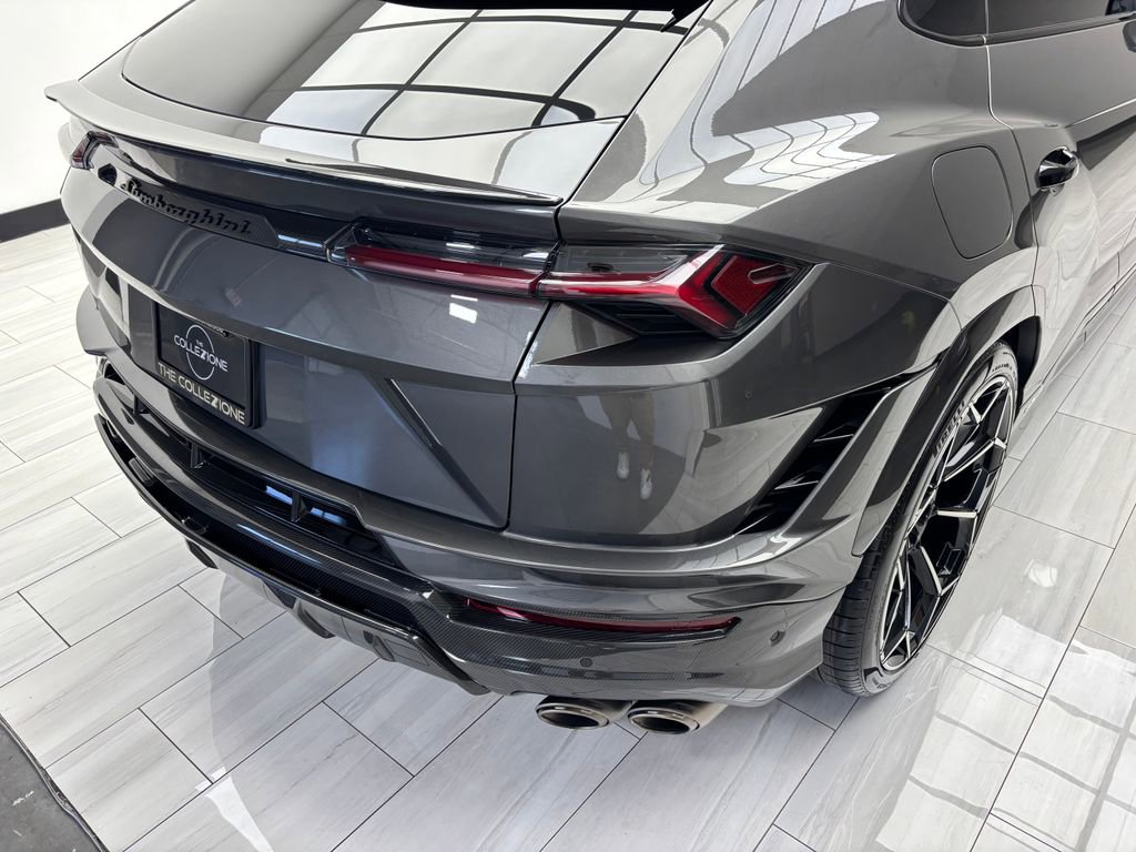 Used 2023 Lamborghini Urus Performante image 34