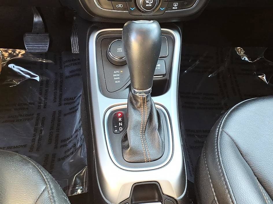 Used 2019 Jeep Compass Latitude AWD/4WD image 26