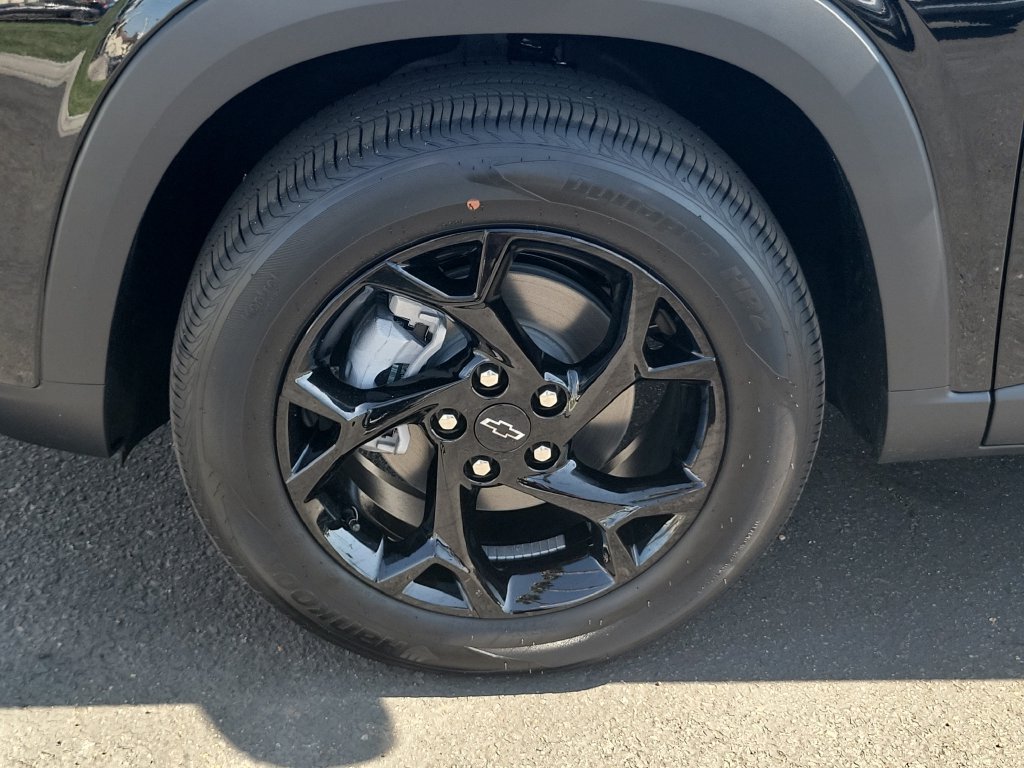 New 2026 Chevrolet Trax LT w/ Driver Confidence Package FWD image 22