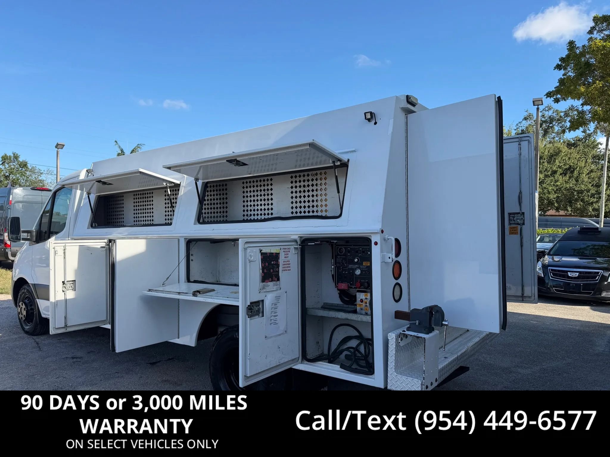 Used 2019 Freightliner Sprinter 3500 w/ Premium Package RWD image 1