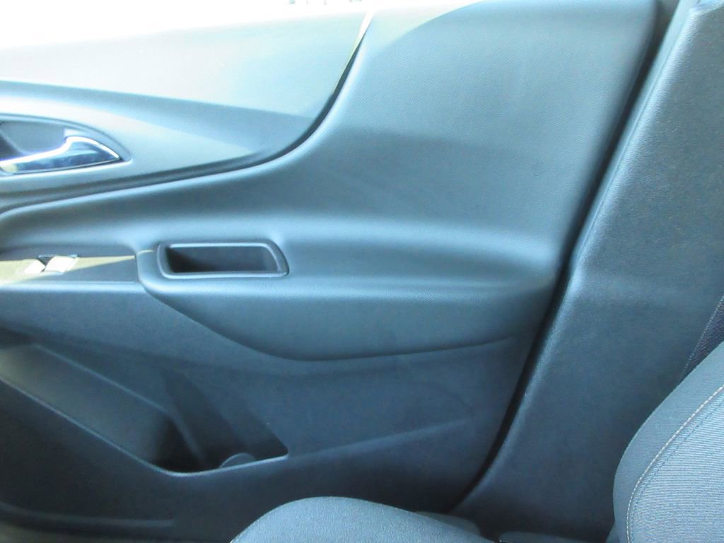 Certified 2020 Chevrolet Equinox LT w/ Driver Convenience Package image 33