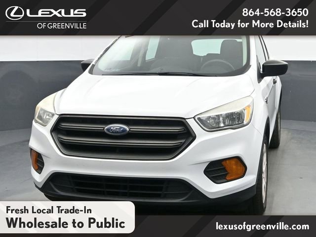 Used 2017 Ford Escape S image 3