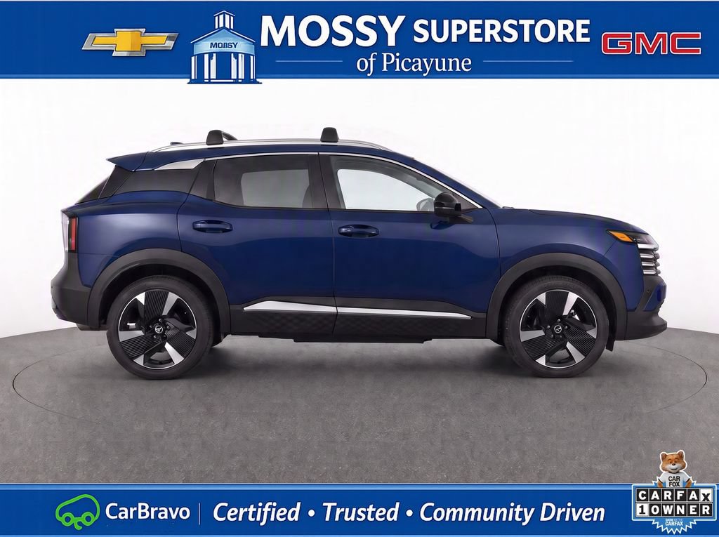 Certified 2026 Nissan Kicks SR w/ Cold Weather Package FWD image 11