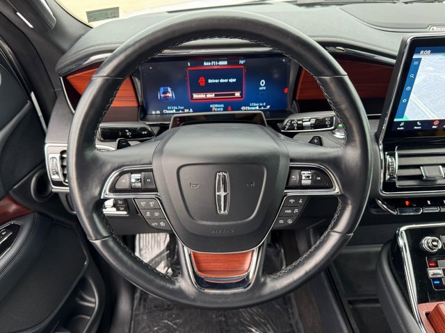 Used 2022 Lincoln Navigator Reserve w/ Monochromatic Package image 25