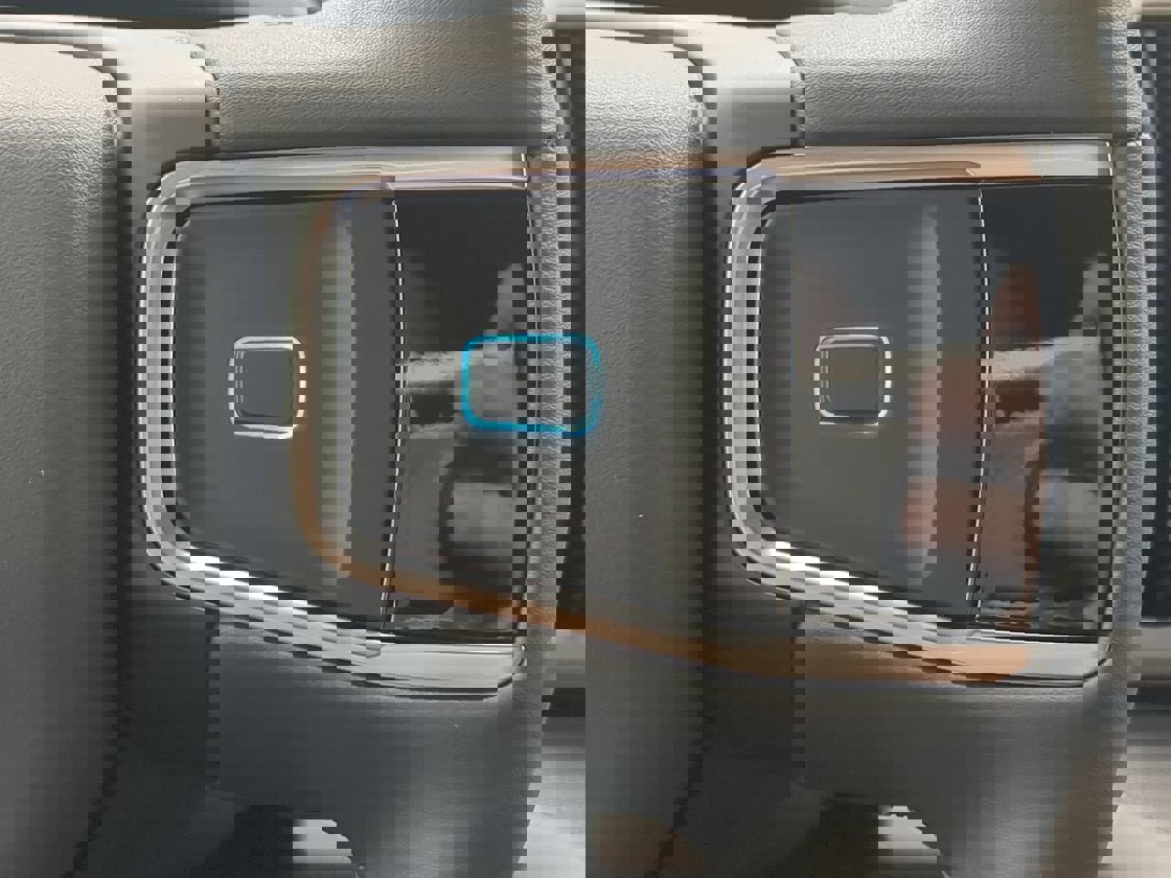 New 2026 Ford Expedition Active image 27