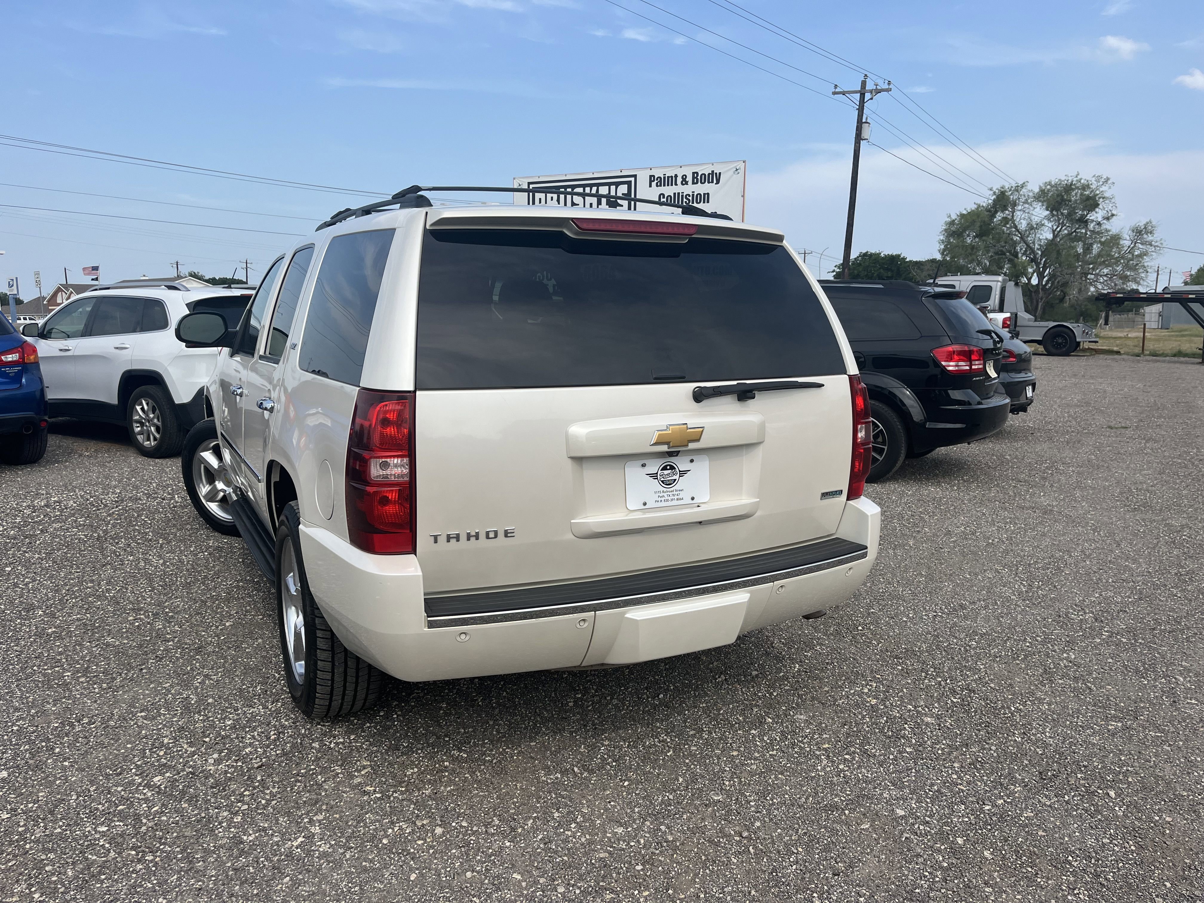 Used 2012 Chevrolet Tahoe LTZ image 4