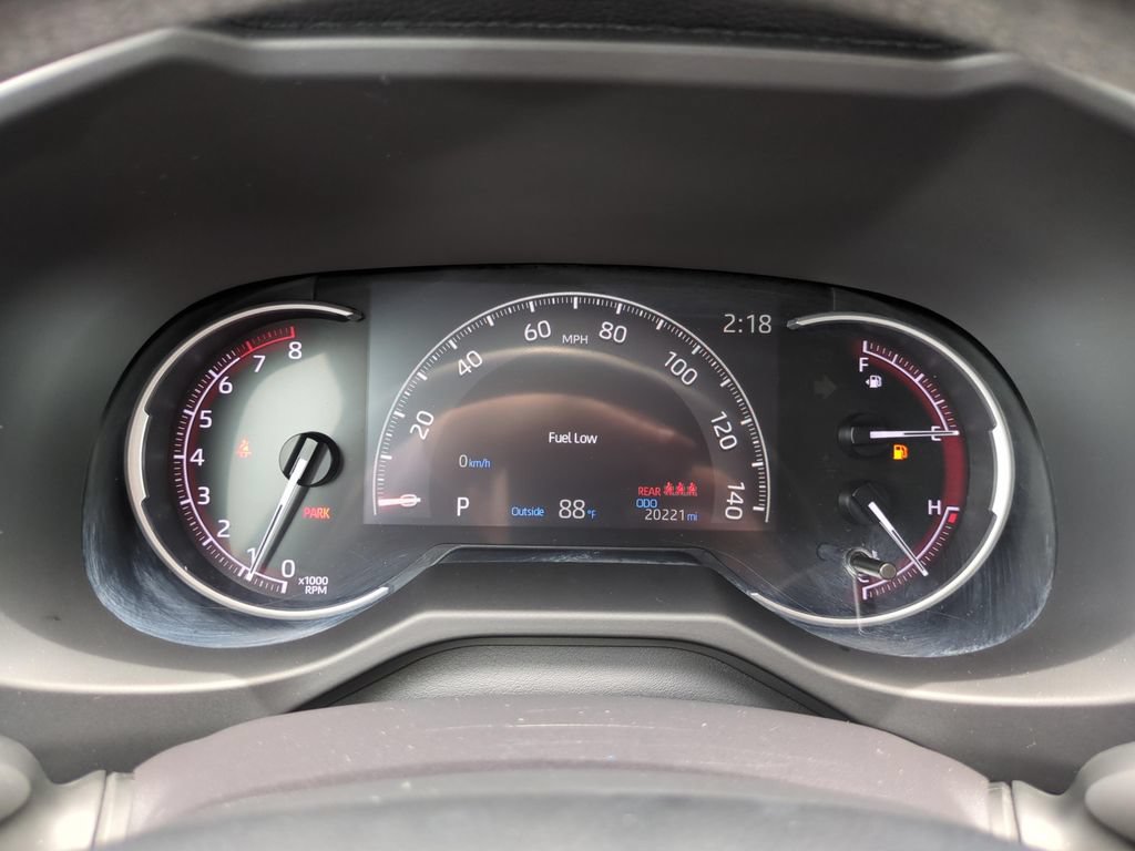 Used 2025 Toyota RAV4 LE FWD image 20