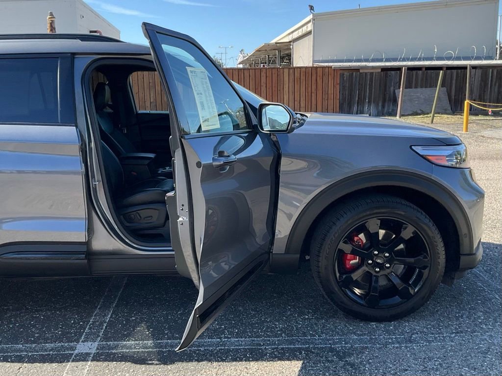 Used 2022 Ford Explorer ST w/ Equipment Group 401A image 43