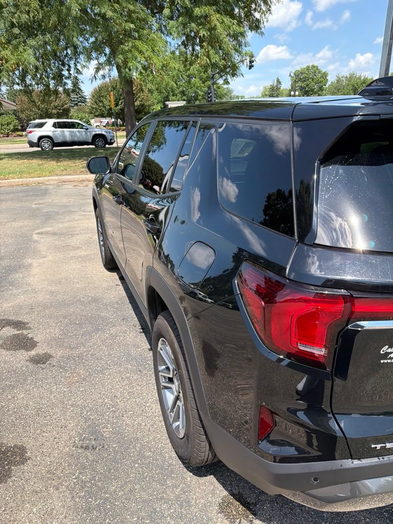 Used 2025 GMC Terrain Elevation AWD/4WD image 10