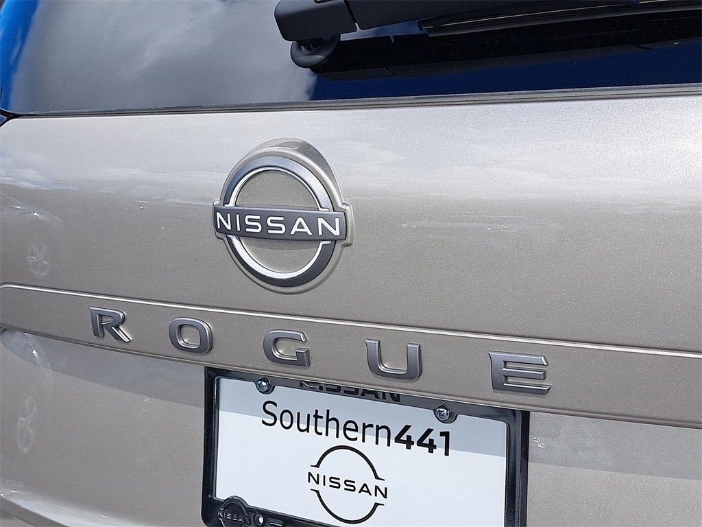 New 2026 Nissan Rogue SV image 9