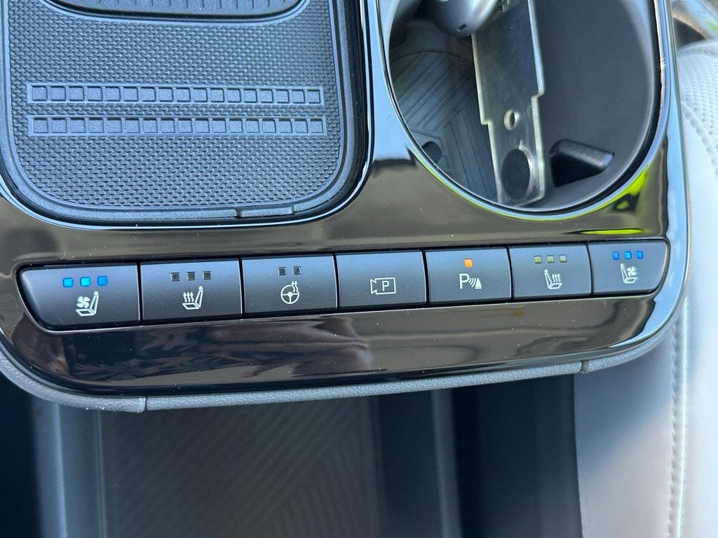 Certified 2026 Hyundai Ioniq 5 Limited AWD/4WD image 20