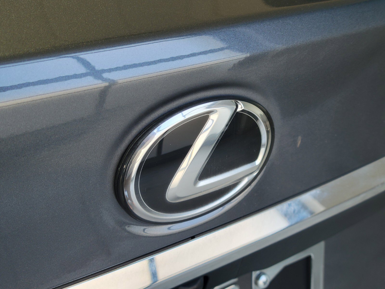 Certified 2025 Lexus ES 350 image 6