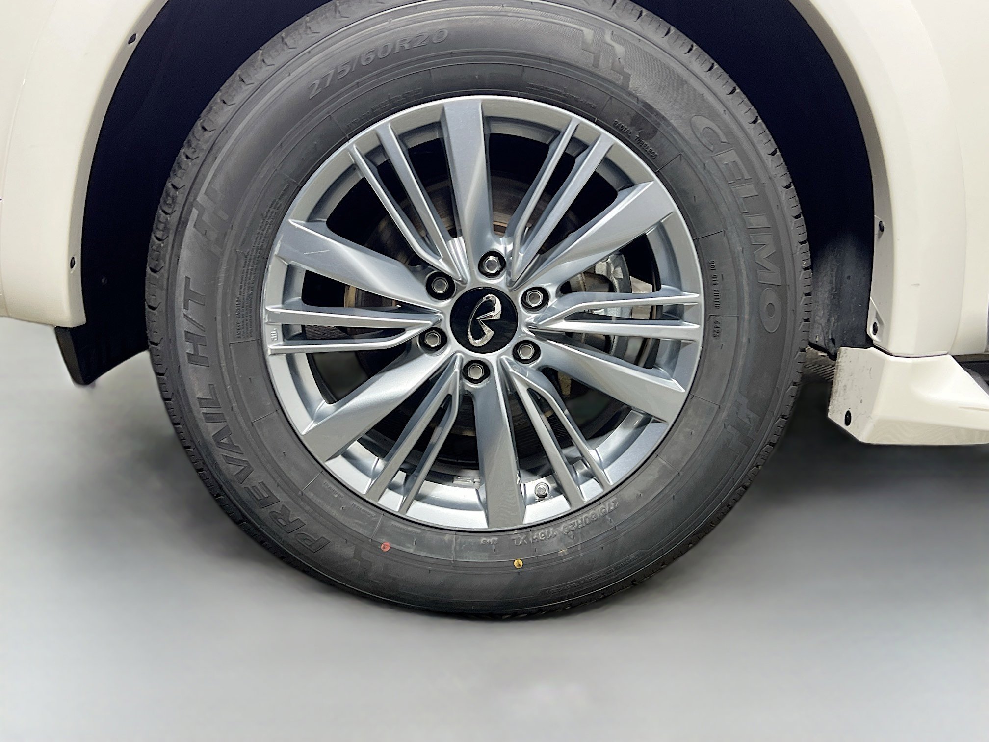 Used 2024 INFINITI QX80 Luxe image 14