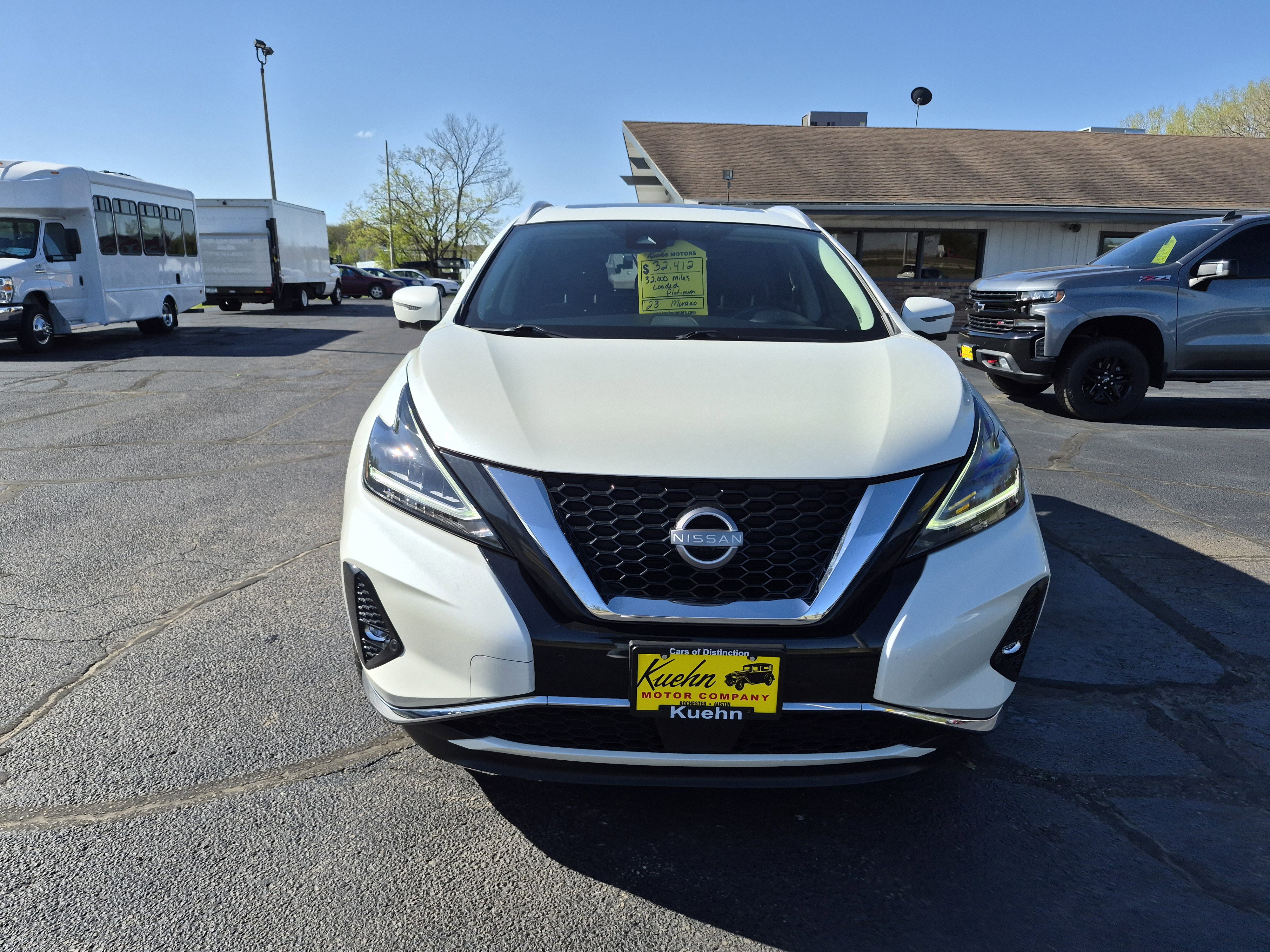 Used 2023 Nissan Murano Platinum w/ Cargo Package FWD image 3