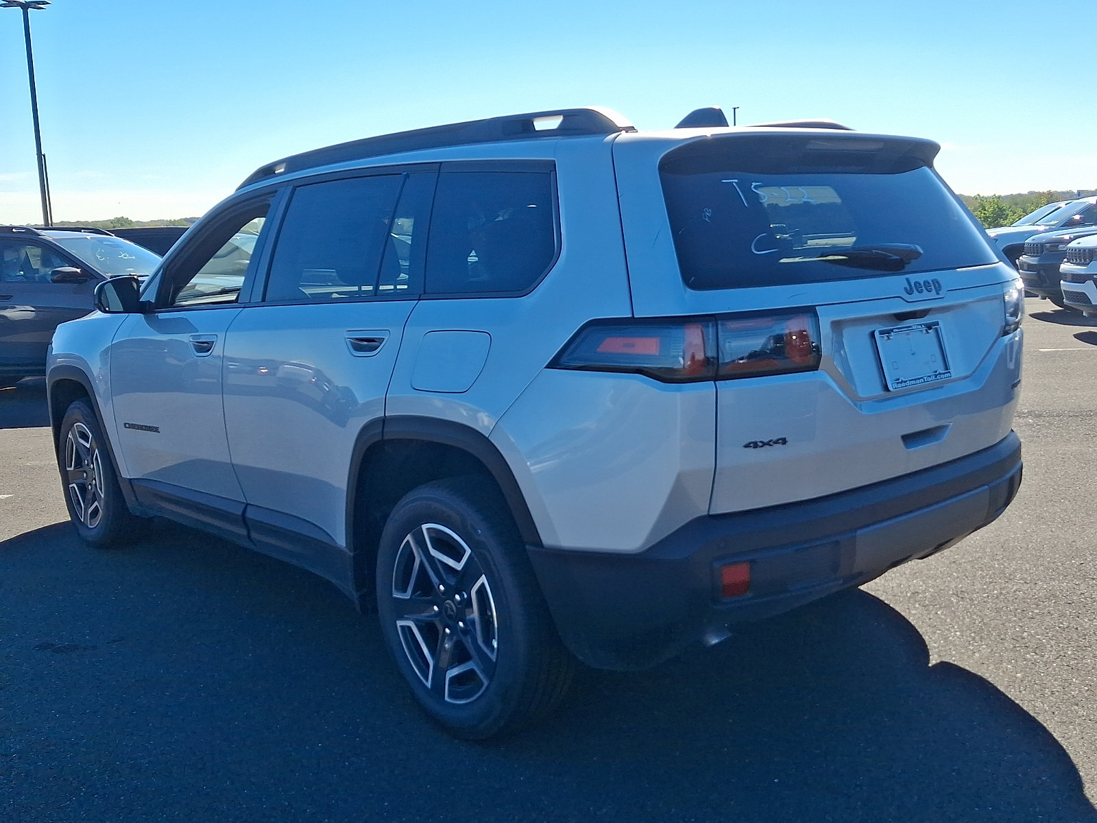 New 2026 Jeep Cherokee Laredo AWD/4WD image 3