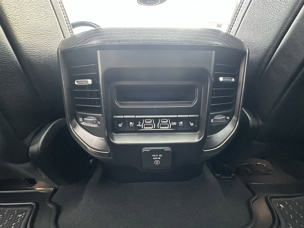 Used 2019 RAM 1500 Limited image 31