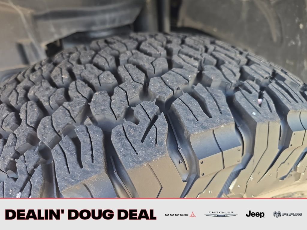 Used 2024 Jeep Wrangler Willys 4xe image 28