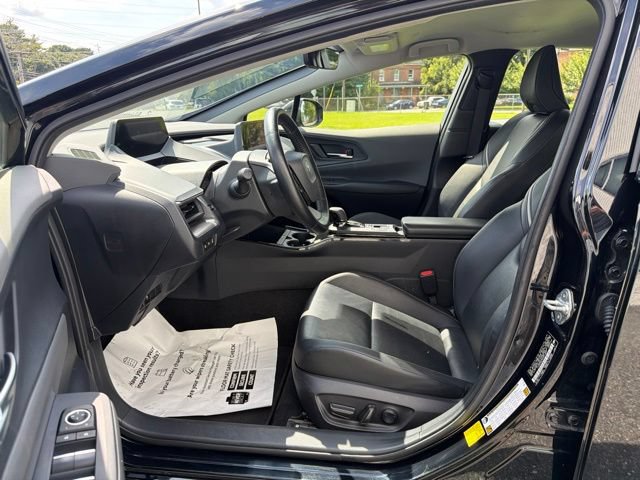 Used 2024 Toyota Prius XLE AWD/4WD image 13