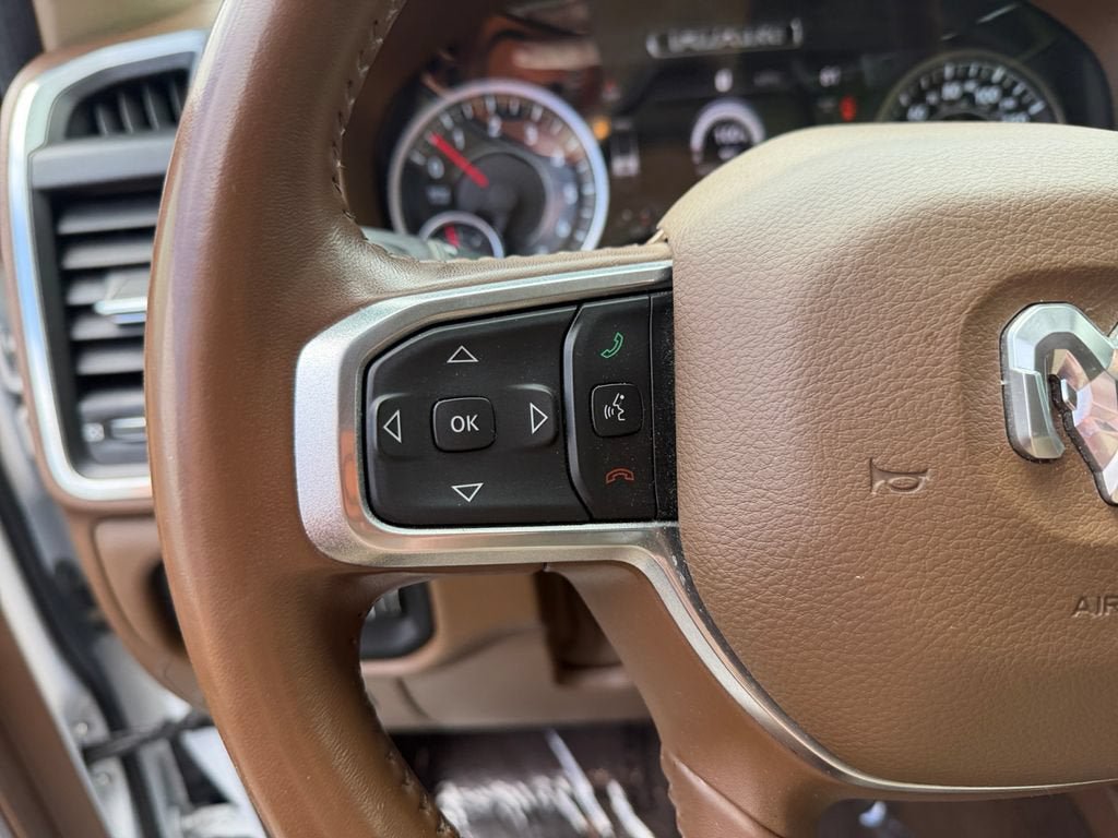 Used 2021 RAM 1500 Laramie AWD/4WD image 15