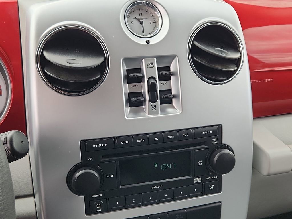 Used 2007 Chrysler PT Cruiser Touring w/ Fleet Value Group I FWD image 17