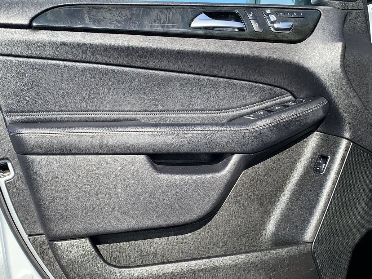 Used 2019 Mercedes-Benz GLS 450 4MATIC image 16