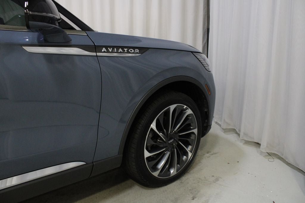 New 2026 Lincoln Aviator Reserve AWD/4WD image 28