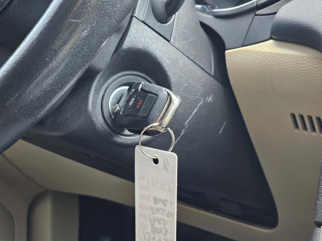 Used 2013 Ford Fusion SE FWD image 10